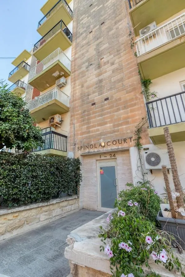 Pool Apartment Is-Swieqi