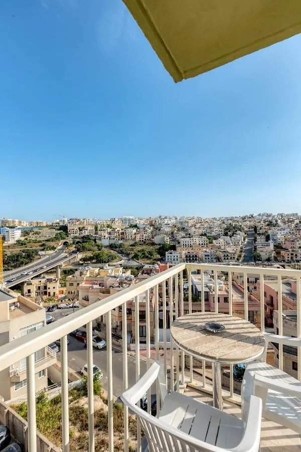 Pool Apartment Is-Swieqi