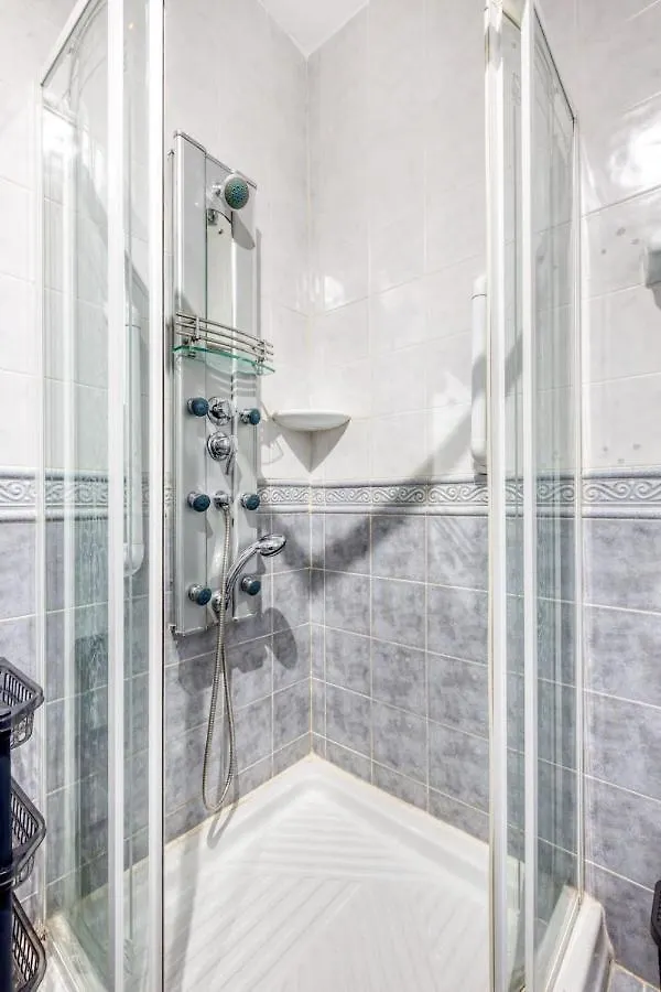 Pool Apartment Is-Swieqi