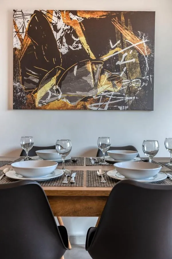 Pool Apartment Is-Swieqi